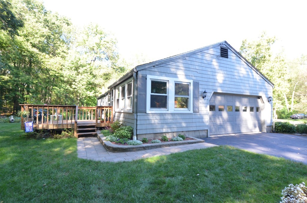 12 Amble Road Chelmsford, MA 01824 - Photo 18 of 23