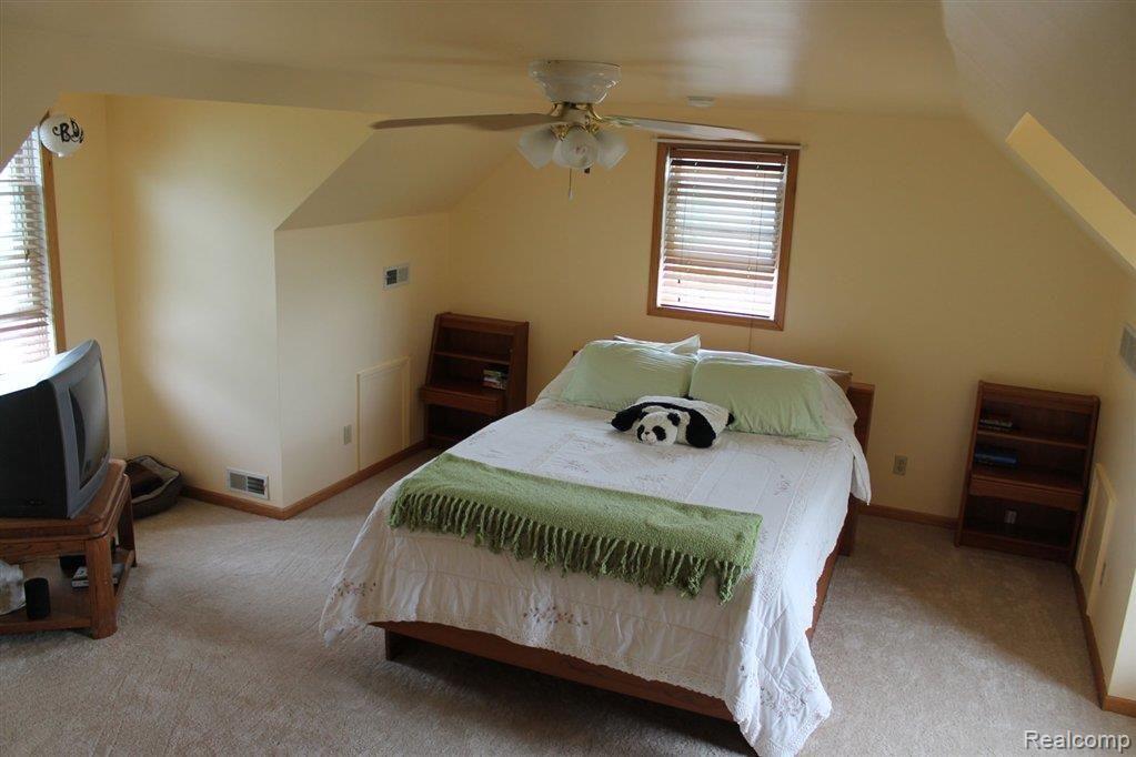 1105 Miller Road Allenton, MI 48002 - Photo 22 of 25 22-BedRoom3.jpg