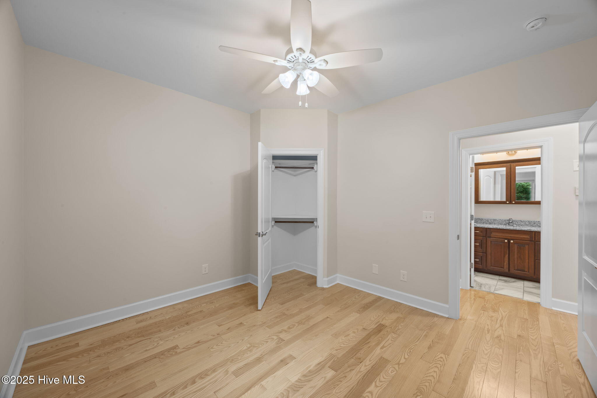 402 Whittaker Point Road Oriental, NC 28571 - Photo 38 of 61 27-web-or-mls-0C0A2299