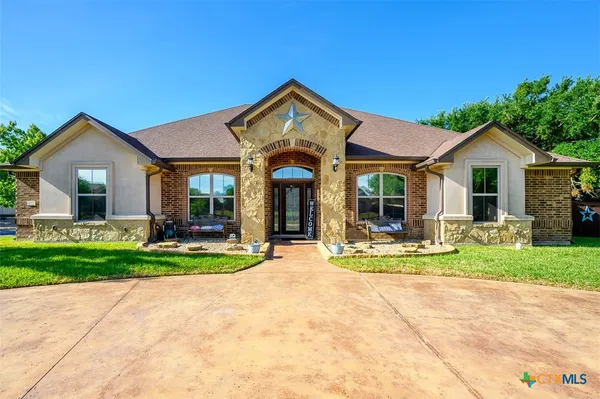$524,900 | 8022 Bella Charca Parkway, Nolanville, TX 76559