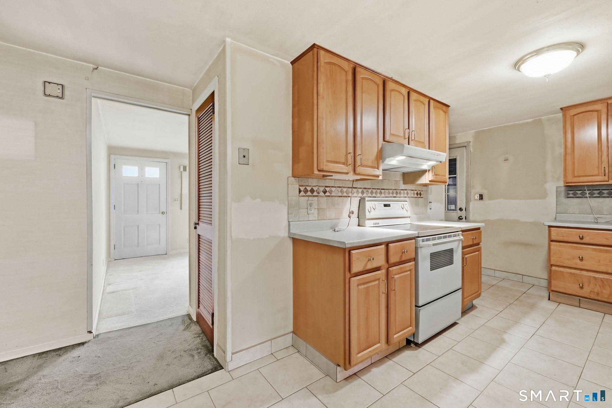 67 Wright Road Rocky Hill, CT 06067 - Photo 4 of 36 Gallery Image 4