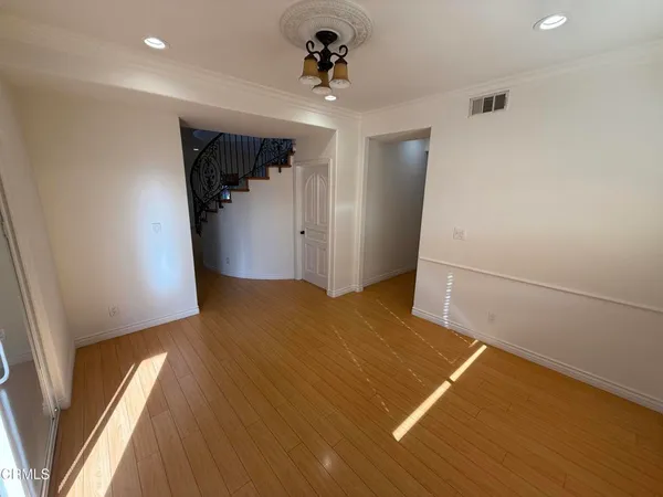 $5,900 | 7011 North Liberty Drive, Los Angeles, CA 91405
