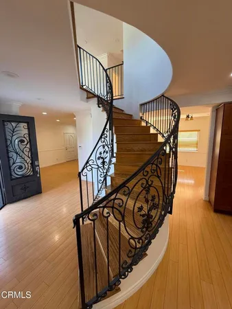 $5,900 | 7011 North Liberty Drive, Los Angeles, CA 91405