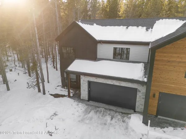 $895,000 | 4353 Yeti Lane, Island Park, ID 83429