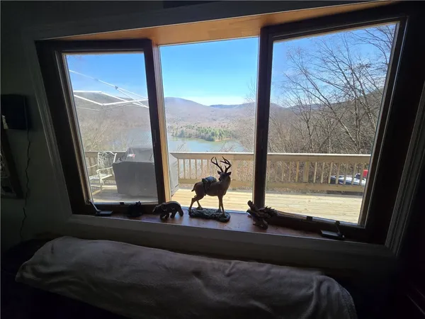 $300,000 | Undisclosed Address, Hancock, NY 13783