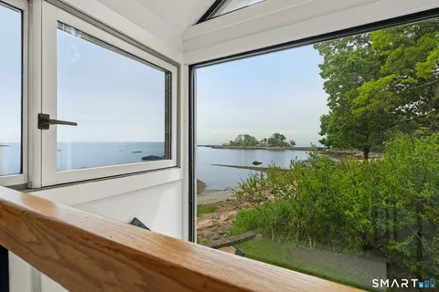 $3,200,000 | 62-64 Wallacks Drive, Stamford, CT 06902