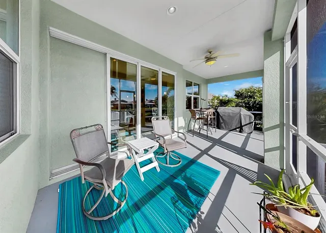 $785,000 | 916 Spindle Palm Way, Apollo Beach, FL 33572