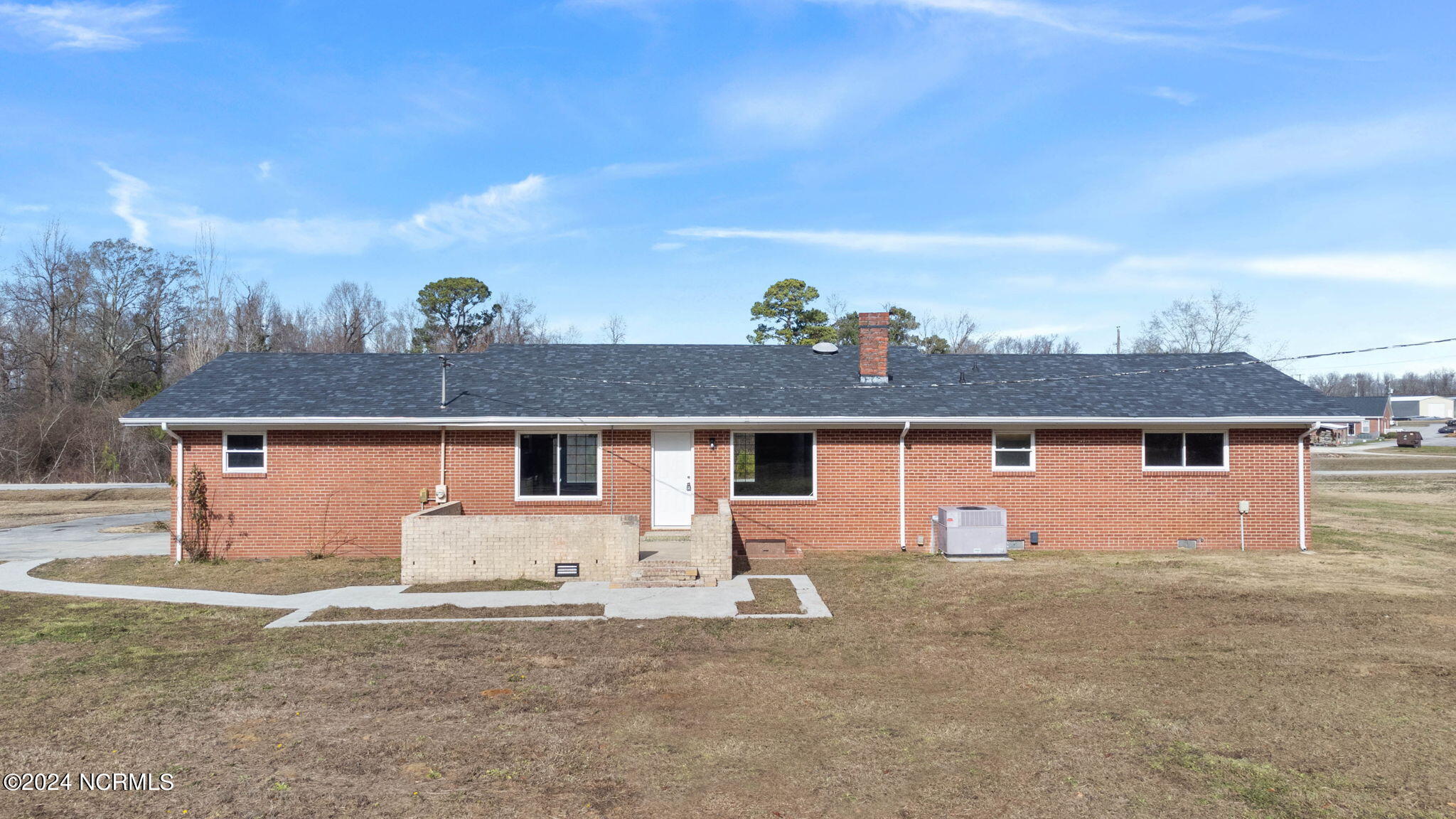 1725 Fountaintown Road Chinquapin, NC 28521 - Photo 38 of 47 Back