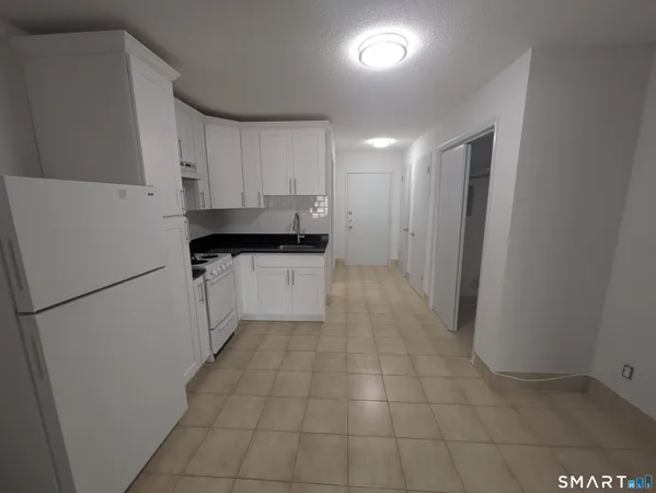 $1,750 | 289 Main Avenue, Norwalk, CT 06851