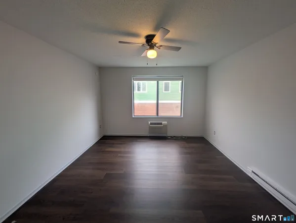 $1,750 | 289 Main Avenue, Norwalk, CT 06851