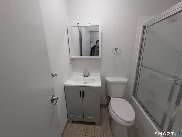 $1,750 | 289 Main Avenue, Norwalk, CT 06851