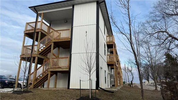 $3,250,000 | 1106 South Mitchell Street, Warrensburg, MO 64093