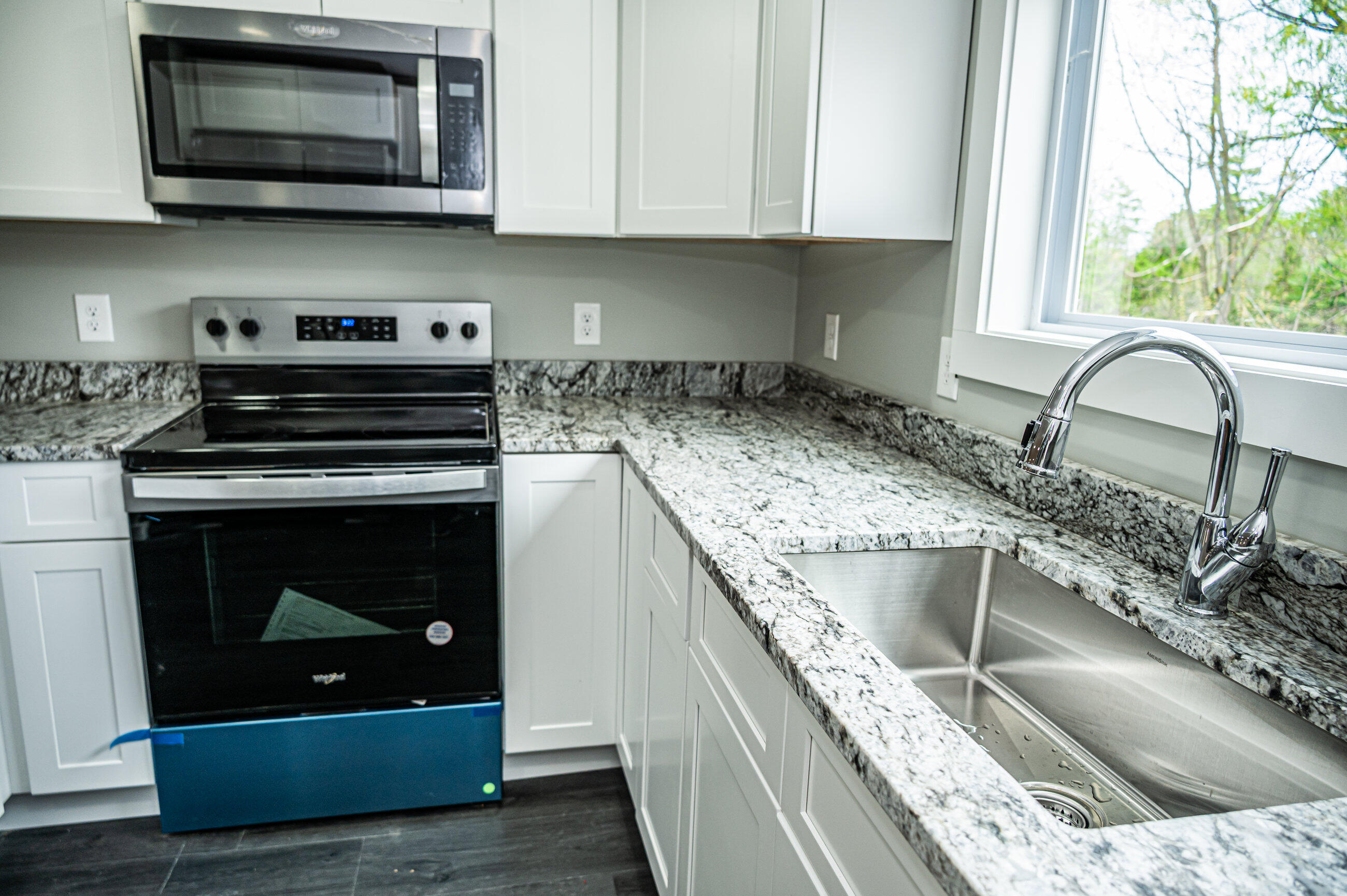 893 Meadow Road Casco, ME 04015 - Photo 9 of 47 1st Floor-9194