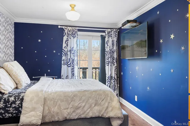 $5,695,000 | 160 Sound Drive, Greenport, NY 11944