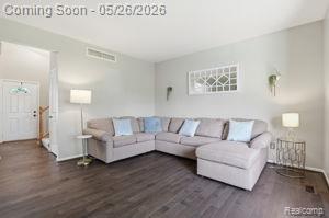 2389 Golfview Circle Fenton, MI 48430 - Photo 7 of 46