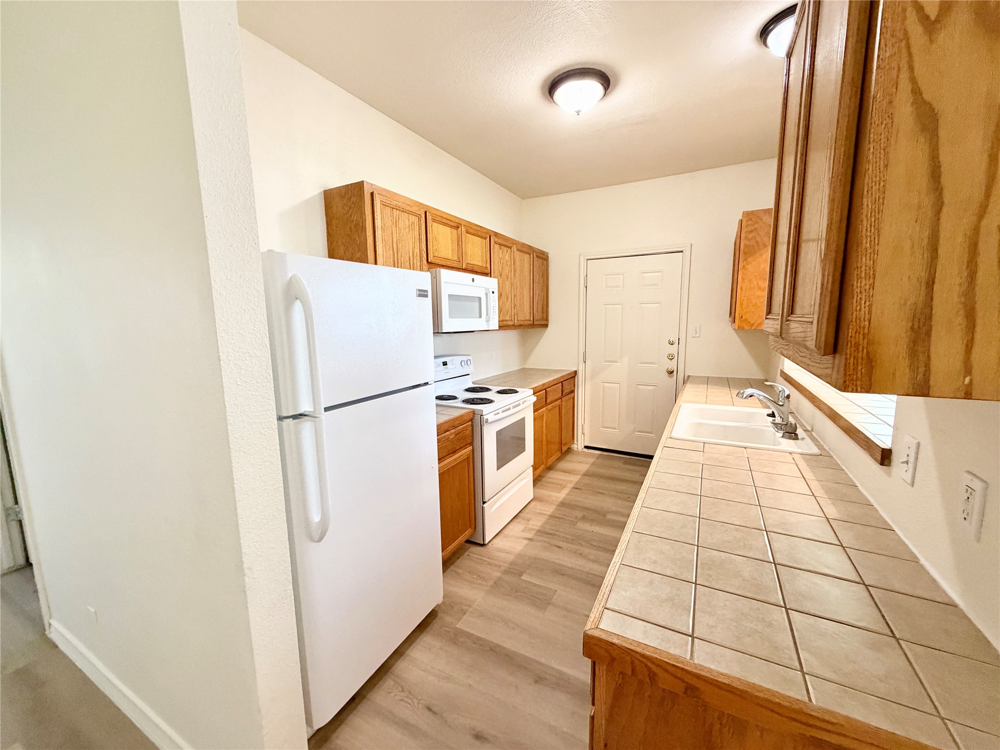200 Sandstone Drive, Unit A Jarrell, TX 76537 - Photo 3 of 11
