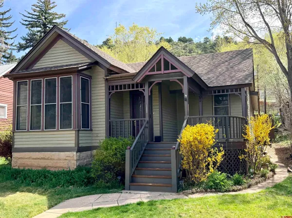 $1,100,000 | 1330 East 3rd Avenue, Durango, CO 81301