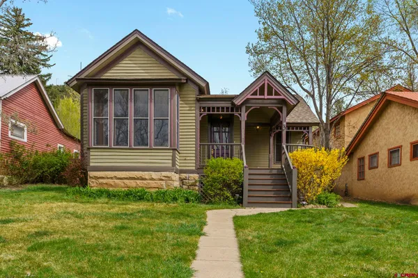 $1,100,000 | 1330 East 3rd Avenue, Durango, CO 81301