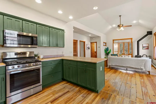 $1,100,000 | 1330 East 3rd Avenue, Durango, CO 81301