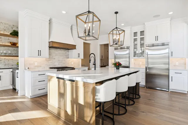 $1,950,000 | 5671 Oakridge Court North, Afton, MN 55001