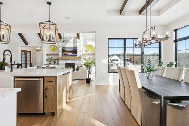 $1,950,000 | 5671 Oakridge Court North, Afton, MN 55001