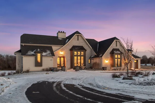 $1,950,000 | 5671 Oakridge Court North, Afton, MN 55001