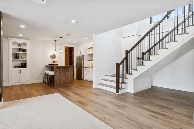 $1,950,000 | 5671 Oakridge Court North, Afton, MN 55001