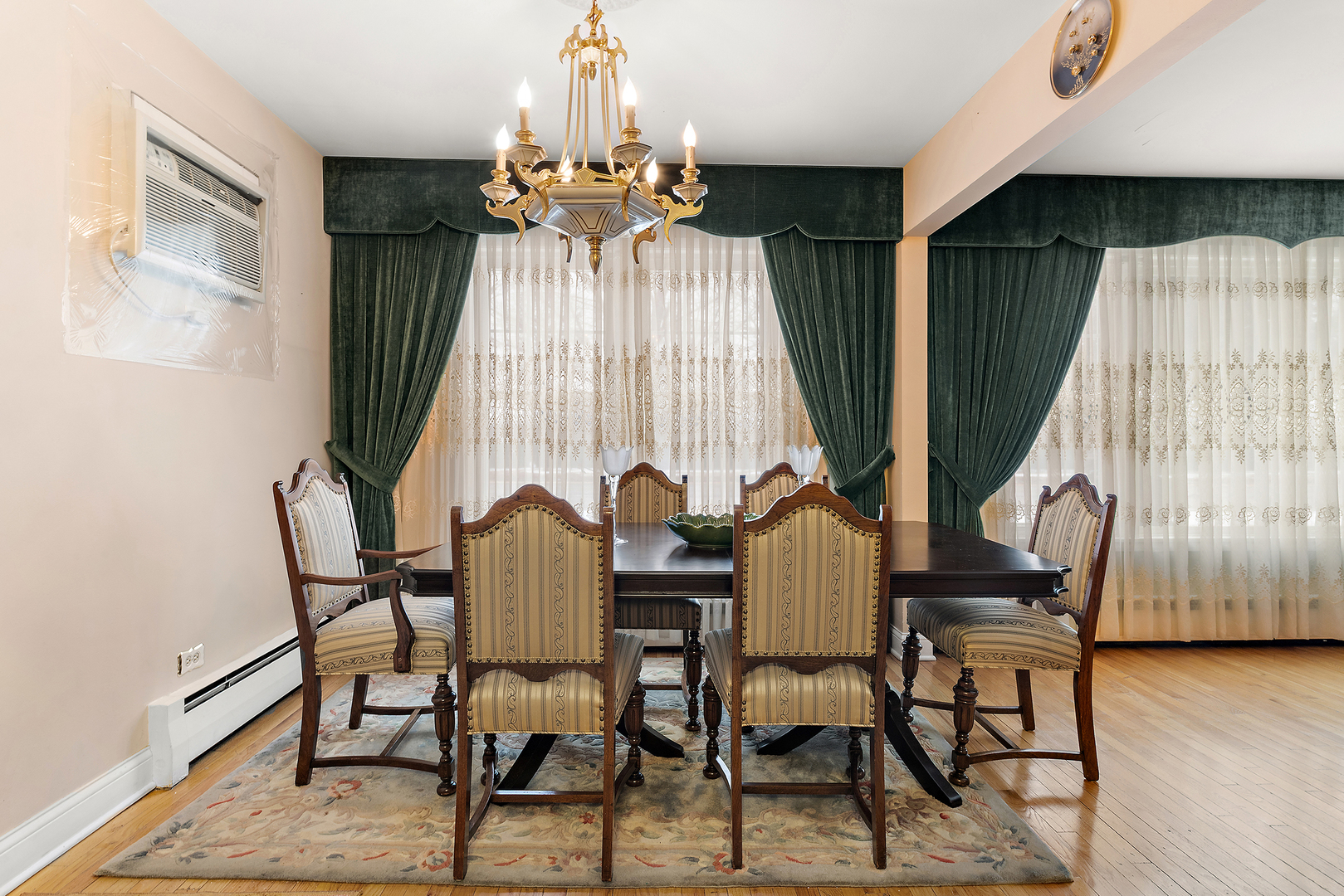 4211 West Devon Avenue Chicago, IL 60646 - Photo 7 of 22