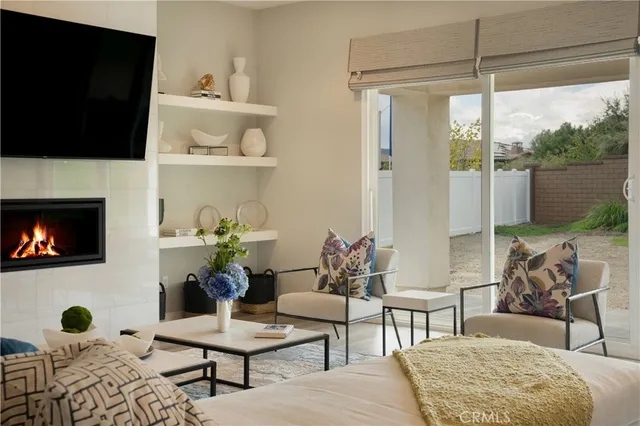 $1,899,000 | 6509 Canyon Oaks Drive, Simi Valley, CA 93063