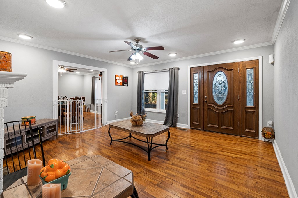 403 Blue Ridge Avenue Belton, SC 29627 - Photo 4 of 14