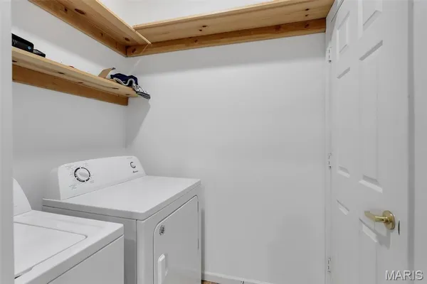 $199,900 | 37 Kassebaum Lane, Unit 300, St. Louis, MO 63129