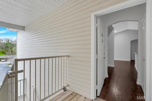 $199,900 | 37 Kassebaum Lane, Unit 300, St. Louis, MO 63129