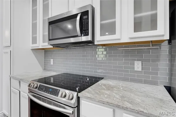 $199,900 | 37 Kassebaum Lane, Unit 300, St. Louis, MO 63129