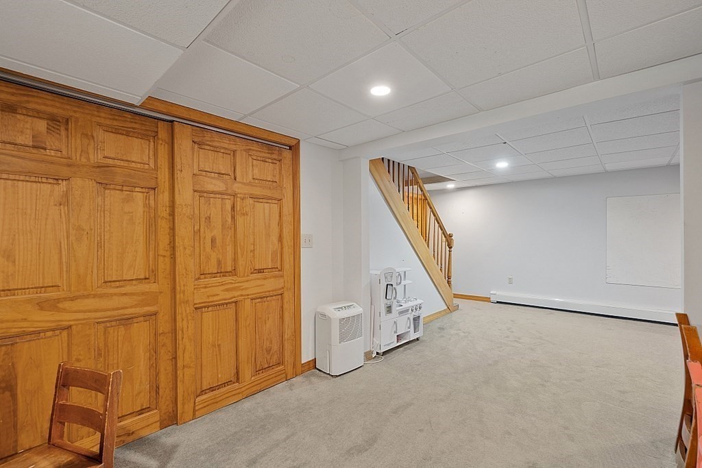 627 Townsend Harbor Road Lunenburg, MA 01462 - Photo 20 of 32