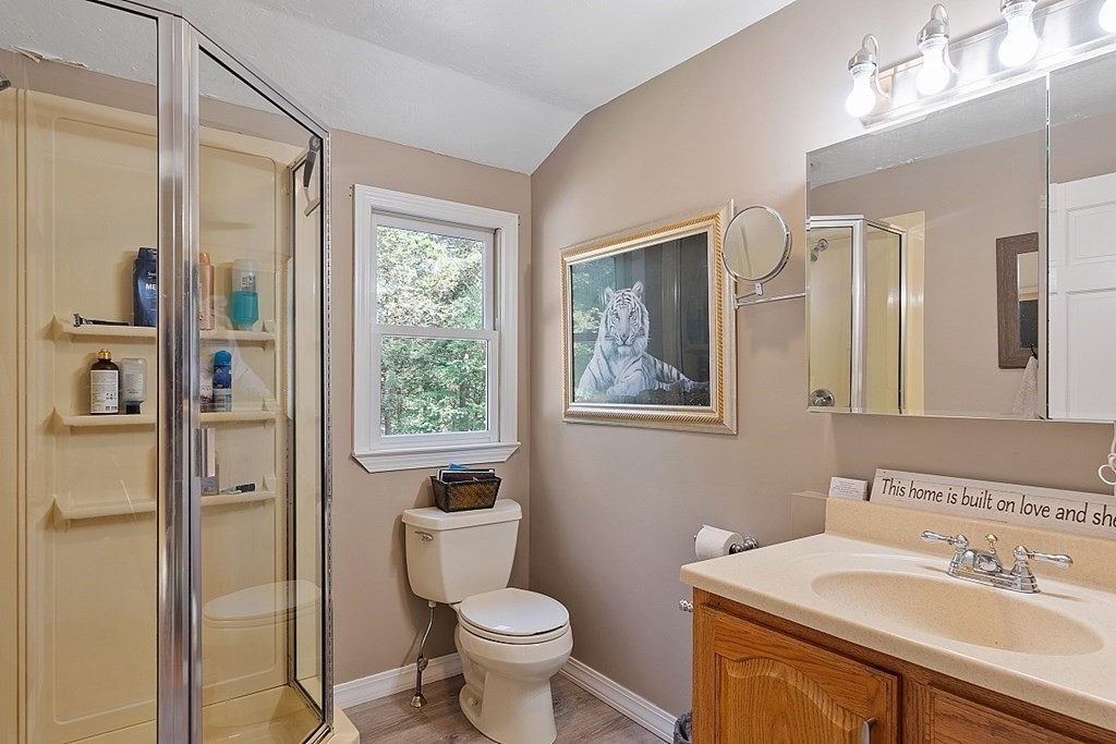 627 Townsend Harbor Road Lunenburg, MA 01462 - Photo 22 of 32