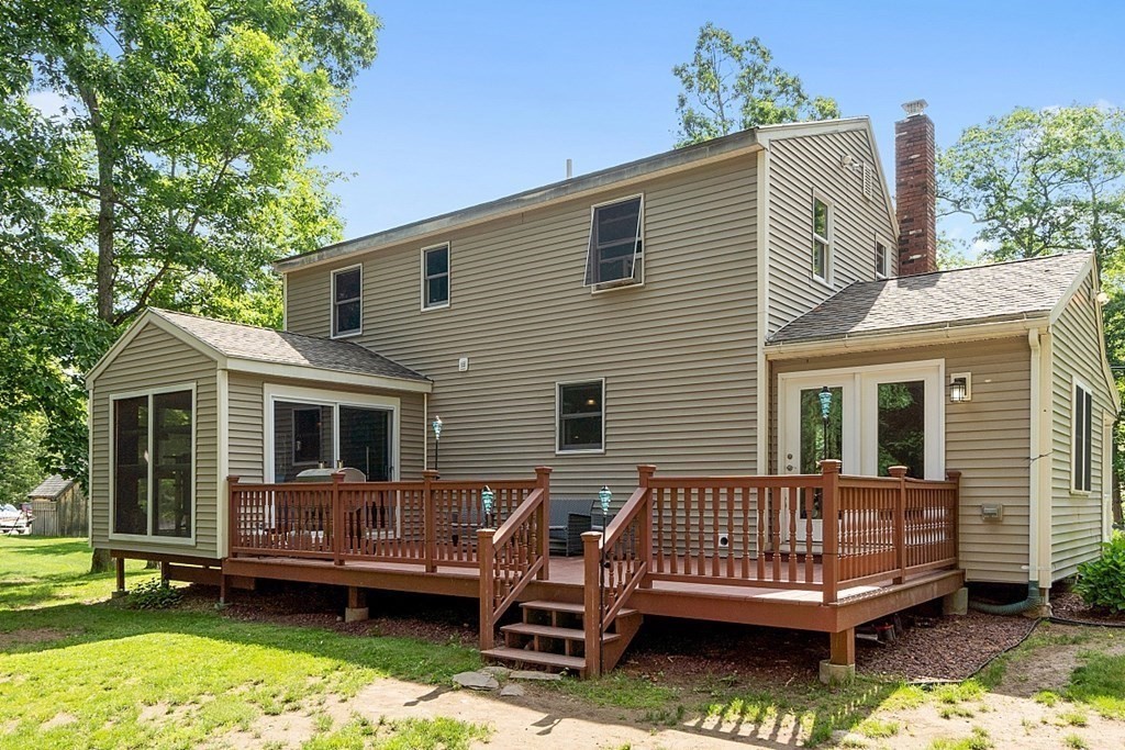 627 Townsend Harbor Road Lunenburg, MA 01462 - Photo 25 of 32