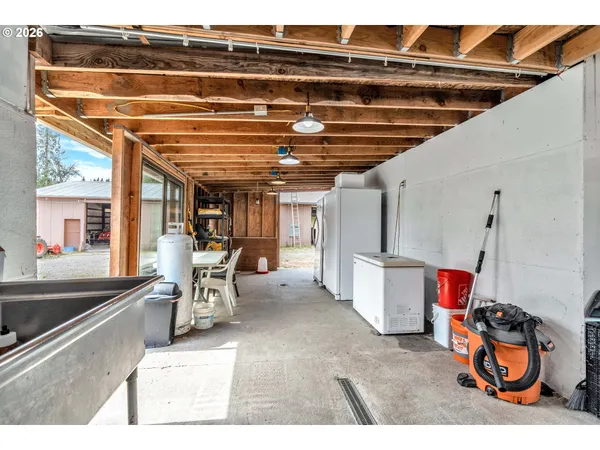 $769,000 | 31431 Fairview Road, Rainier, OR 97048