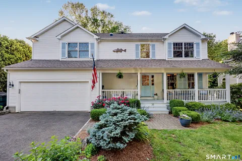 $1,699,000 | 35 South Benson Commons, Fairfield, CT 06824