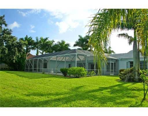 1848 Northwest Treasure Point Stuart, FL 34994 - Photo 8 of 34 Gallery Image 8