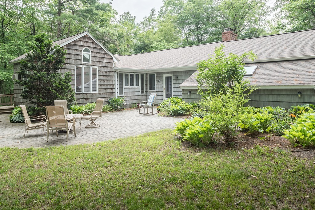 108 Woodridge Road Wayland, MA 01778 - Photo 11 of 11 Gallery Image 11
