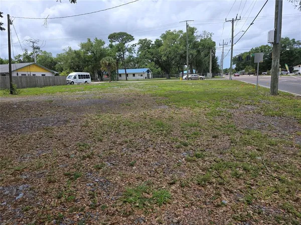 $950,000 | 904 26th Avenue East, Bradenton, FL 34208