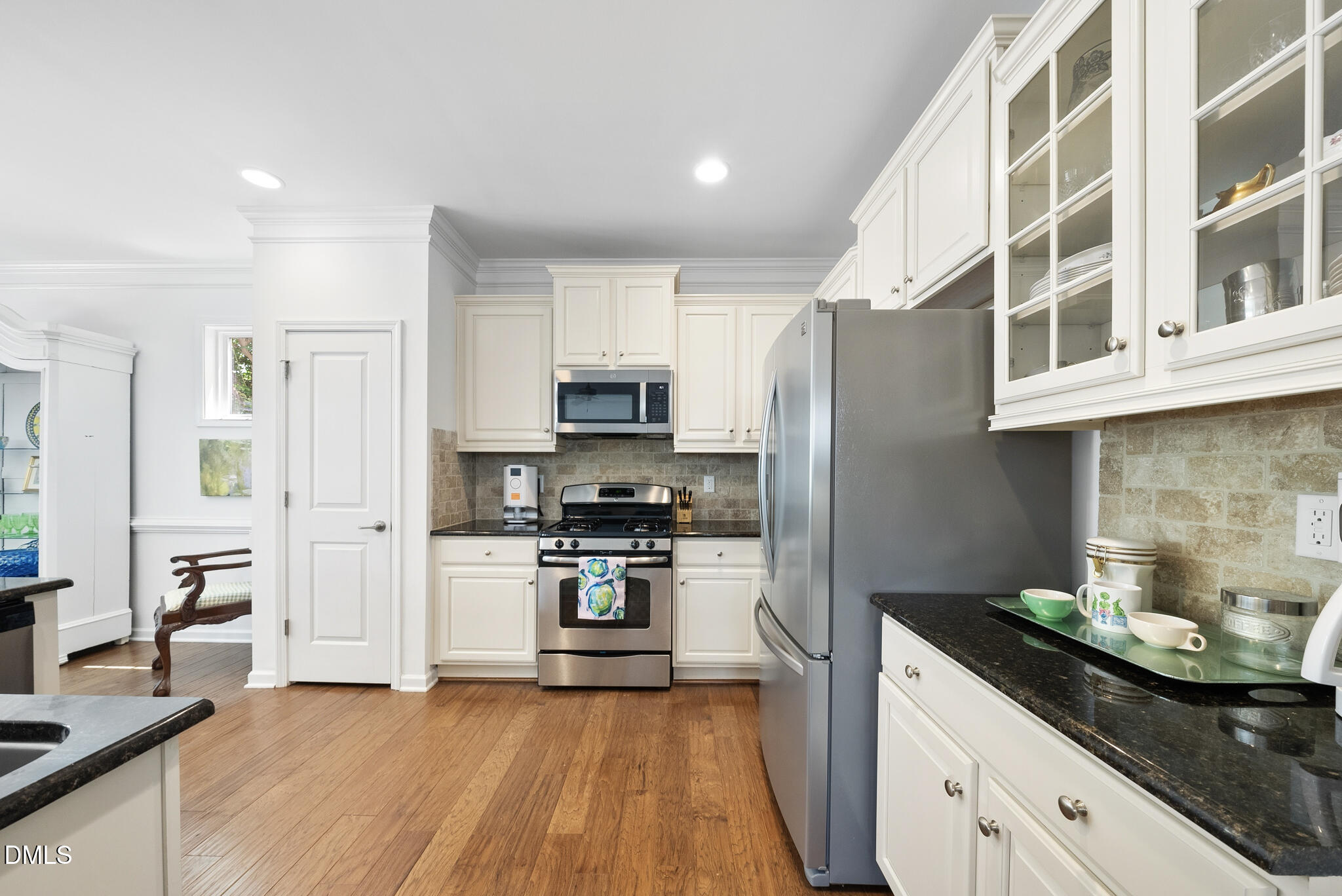 1524 Crafton Way Raleigh, NC 27607 - Photo 15 of 46 DSC03462