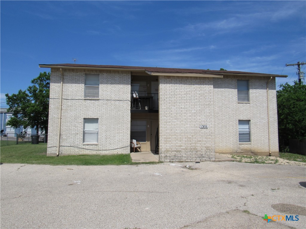 1301 Quail Circle, Unit D Killeen, TX 76549 - Photo 1 of 11 a front view of house with yard
