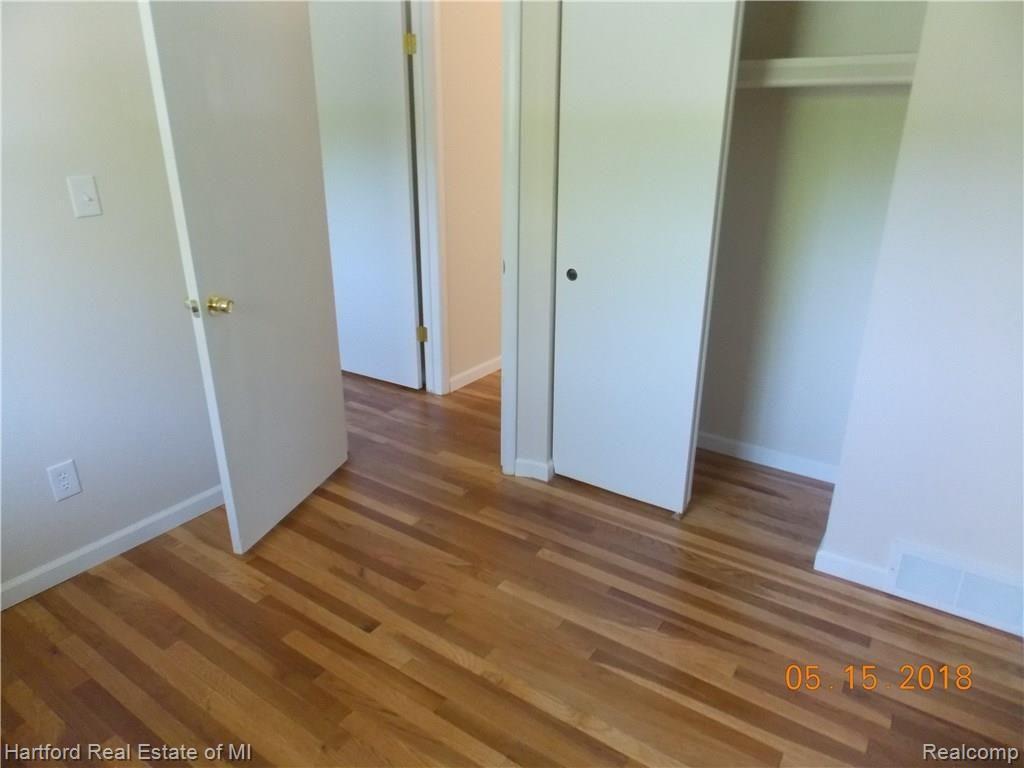 28017 West Nine Mile Road Farmington Hills, MI 48336 - Photo 13 of 27