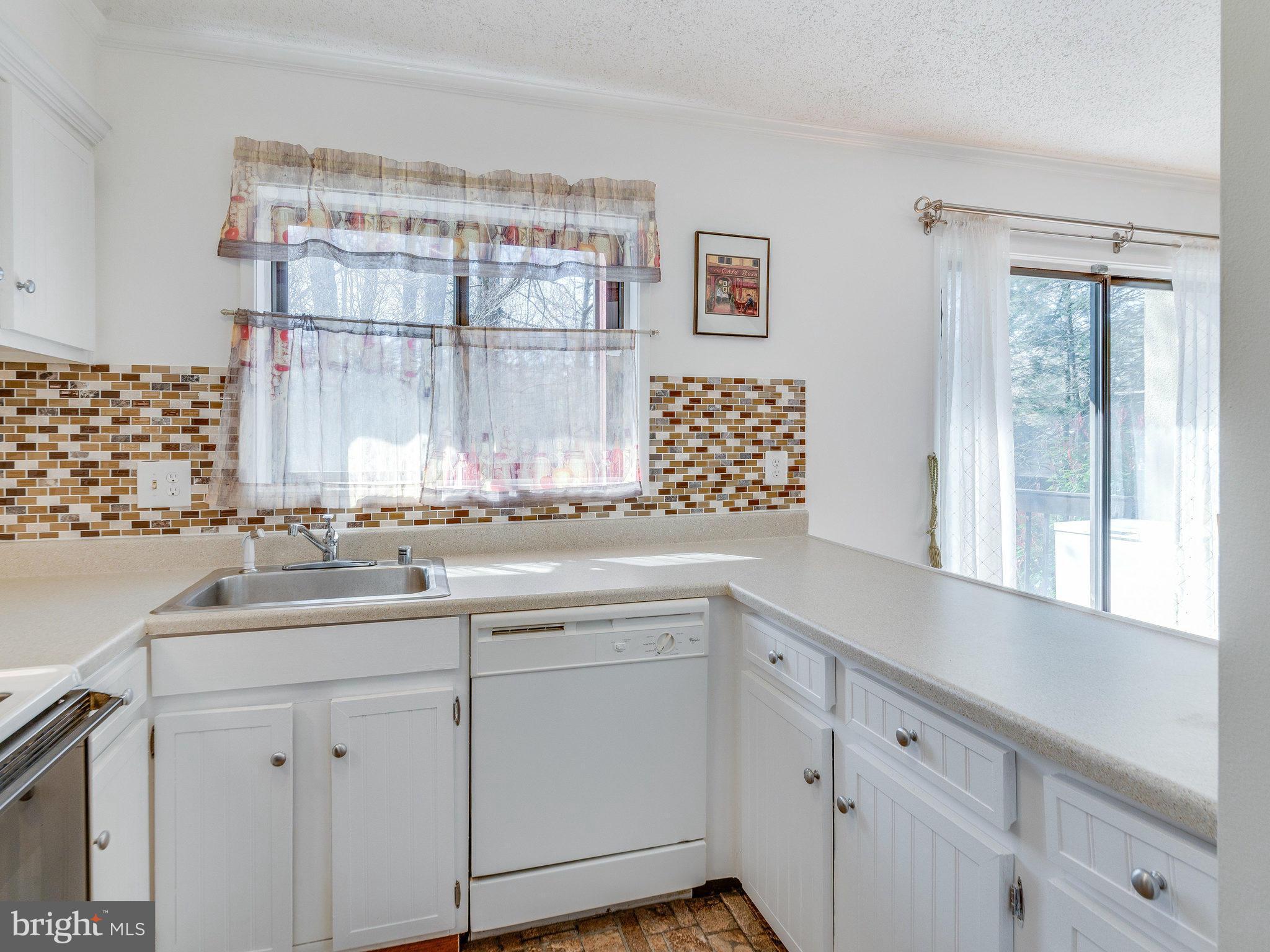 2255 Coppersmith Square Reston, VA 20191 - Photo 8 of 30 Kitchen