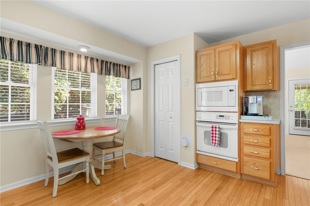 305 Point Pl Drive Westminster, SC 29693 - Photo 13 of 36
