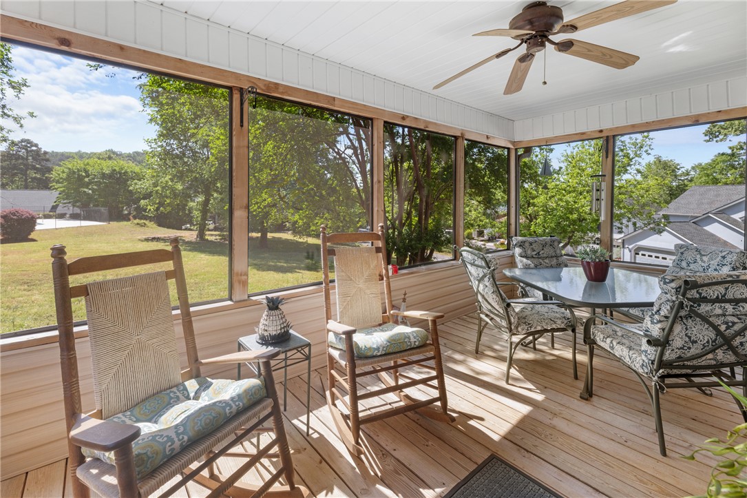 305 Point Pl Drive Westminster, SC 29693 - Photo 26 of 36