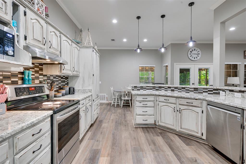 4210 Sleepy Hollow Reno, TX 75462 - Photo 11 of 29