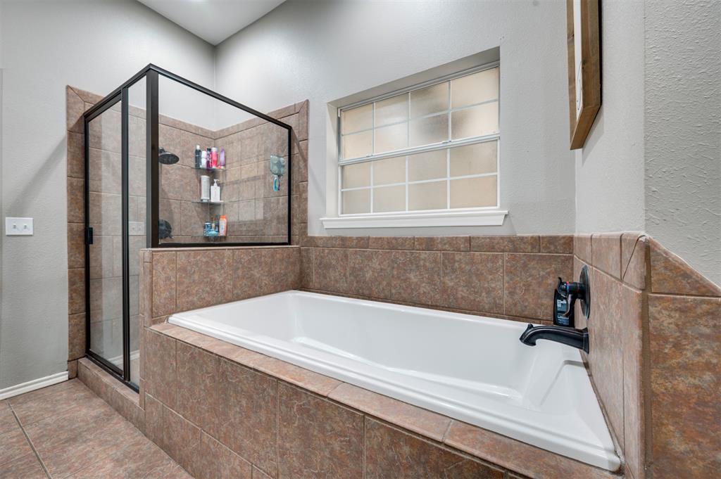 4210 Sleepy Hollow Reno, TX 75462 - Photo 17 of 29