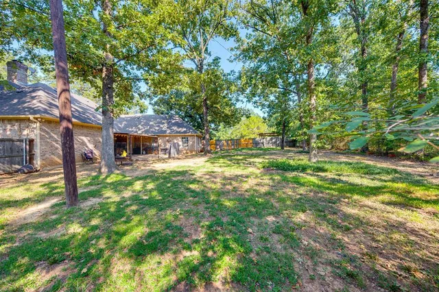 $329,900 | 4210 Sleepy Hollow, Reno, TX 75462